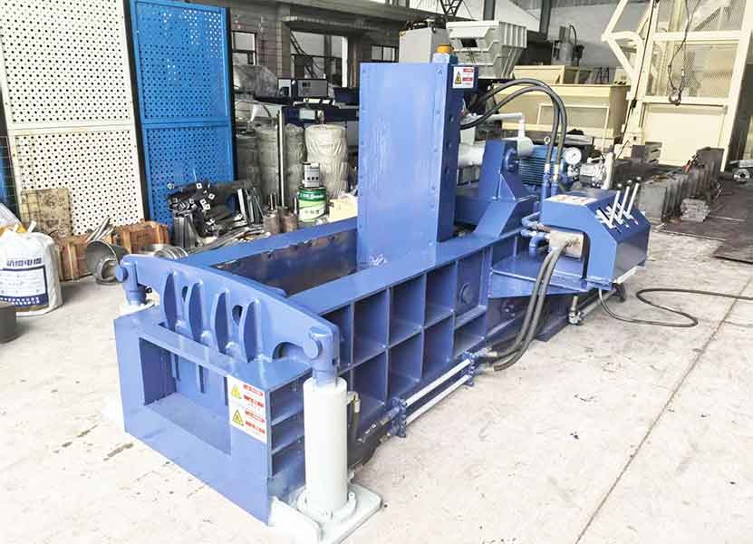 摩洛哥客户成功案例：100吨前出包废旧铝罐铝型材打包机-经济高效!